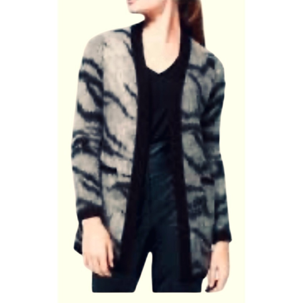 White House Black Market Cardigan Open Front‎ Fuzzy Knit Sweater Gray Black M
